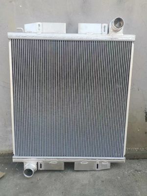 Le radiateur du marché des accessoires A3825000102 adapte Mercedes Benz O-500U