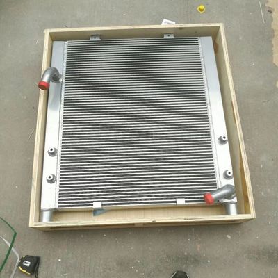 4 Assemblée de Hydraulic Oil Radiator d'excavatrice de Sumitomo SH200A2 de rangée