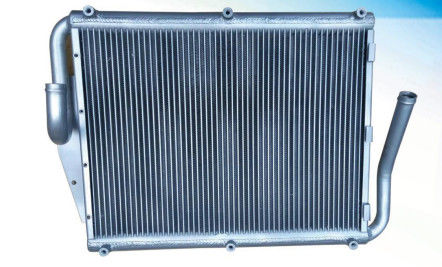 Radiateur de l'huile DH60-7 hydraulique pour l'excavatrice 13F42000 13G62000