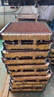 Le radiateur de cuivre Mitsubishi Mc421456mc637544mc427668mc428733 1321-04106D15 Fusang FIGHTER 6D16 6D17 FM527