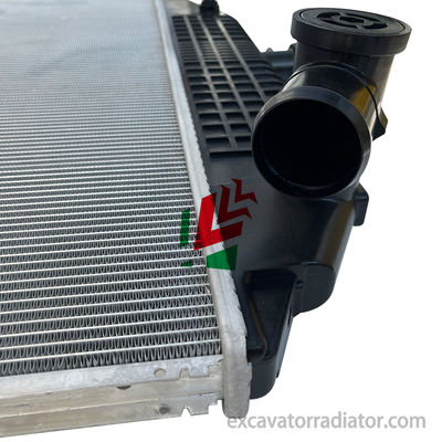 Hino 57038 Vente à chaud moteur de camion radiateur réservoir fabricant système de refroidissement brasé en aluminium