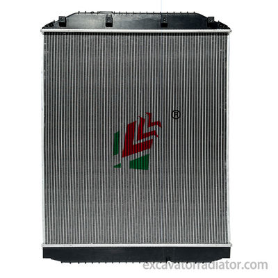 Accessoires de radiateur de camion pour le système de refroidissement en aluminium Hino R415 réservoir d'eau de camion