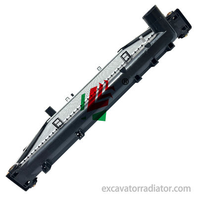 ISUZU Z14B Camion léger Vente à chaud Radiateur de voiture Réservoir d'eau Système de refroidissement du moteur en aluminium