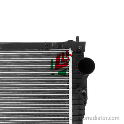 Système de refroidissement du radiateur pour camions lourds Moteur Radiateur en aluminium Oem 1491710 1766125 1784615 1769999 1798689 Pour SCANIA Truc