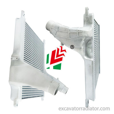 Isozu intercooler OEM114310555 assemblage d'intercooler de dissipation de chaleur en aluminium pour camions à haute performance