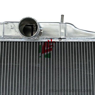 Autobus Jinlong En haut à droite En bas à gauche Réglage du refroidisseur du radiateur Système de refroidissement du moteur de la voiture de tourisme en aluminium