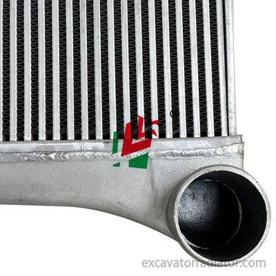 Jinlong Bus Radiateur intercooler 211600010 Assemblage d'aluminium Système de refroidissement du moteur de voiture de tourisme réservoir d'eau pour le bus