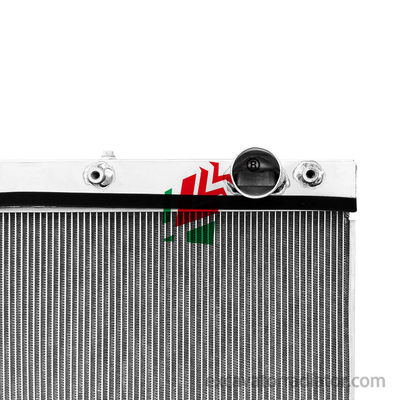 YT 00952 Radiateur de bus Système de refroidissement de refroidissement en aluminium et en plastique Système de refroidissement pour bus et pièces détachées d'automobile1301-00950