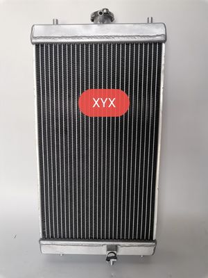 Ensemble de réservoir d'eau de radiateur d'excavatrice Komatsu PC20 | Système de refroidissement robuste | Pièce de rechange OEM