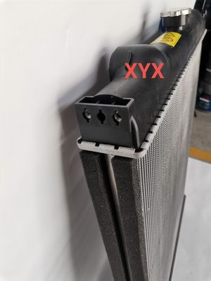 Radiateur d'excavatrice Hitachi EX120-6 | Composant de refroidissement du moteur | Ensemble de réservoir d'eau de qualité commerciale