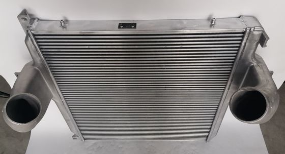9425010201 9425010901 9425010101 9425011001 Mercedes Benz Intercooler 96972, refroidisseur intermédiaire en aluminium d'ODM d'OEM