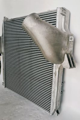 9425010201 9425010901 9425010101 9425011001 Mercedes Benz Intercooler 96972, refroidisseur intermédiaire en aluminium d'ODM d'OEM