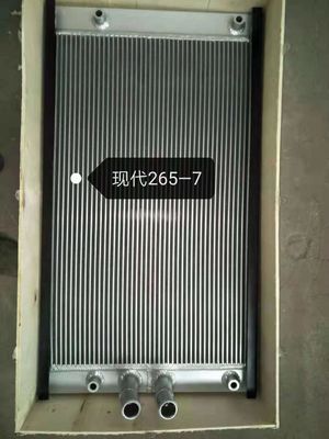 Couleur blanche argentée d'Assemblée de radiateur d'huile hydraulique de Hyundai R265-7