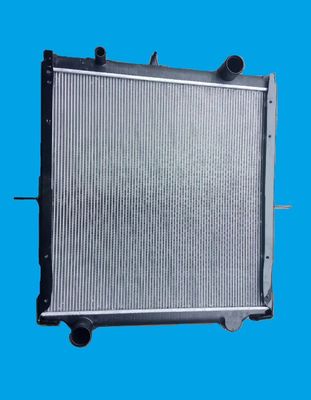 Camion de refroidissement de radiateur de moteur d'en cuivre de Cxz81k pour Isuzu Auto Part